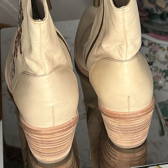 New Marco Delli Evelina Embroidered Ankle Boots - Picture 4 of 9